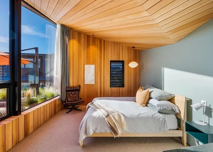 Hideaway On Warren By Sotheby's Luxury Homes *