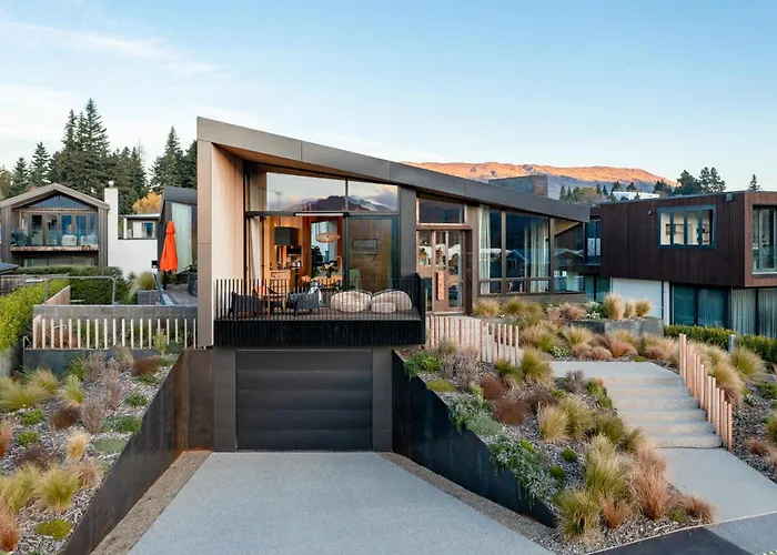 Hideaway On Warren By Sotheby's Luxury Homes * Wanaka